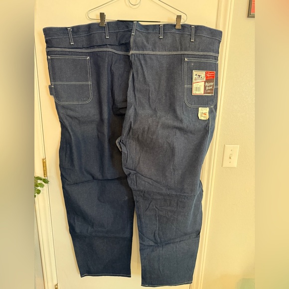 Classic Indigo Relaxed Fit Jeans - Picture 6 of 7